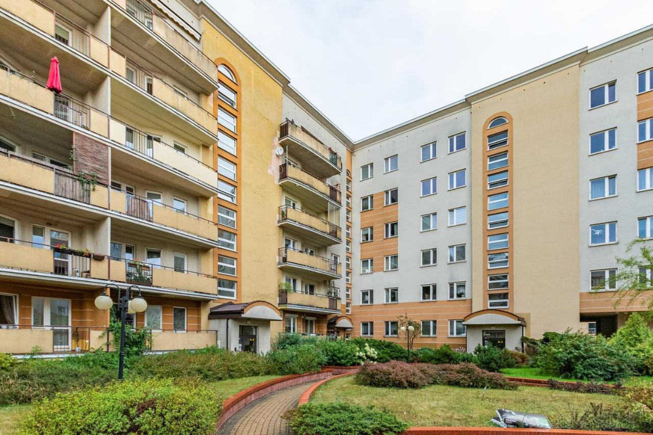 Bluszczanska 74 By Homeprime Varsó Kültér fotó